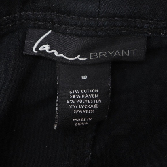 Lane Bryant Woman's Cutoff Shorts Plus Size 18 Black - Picture 3 of 9